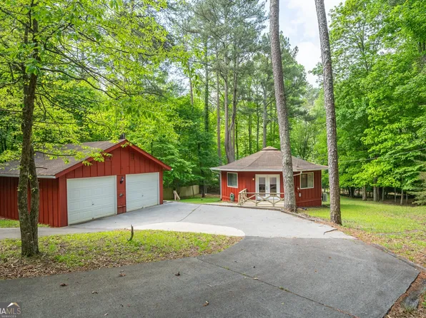 141 Indigo Dr, Ellijay, GA 30540