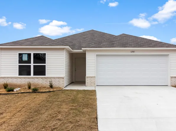 1281 Meadows Dr, Benton, AR 72019