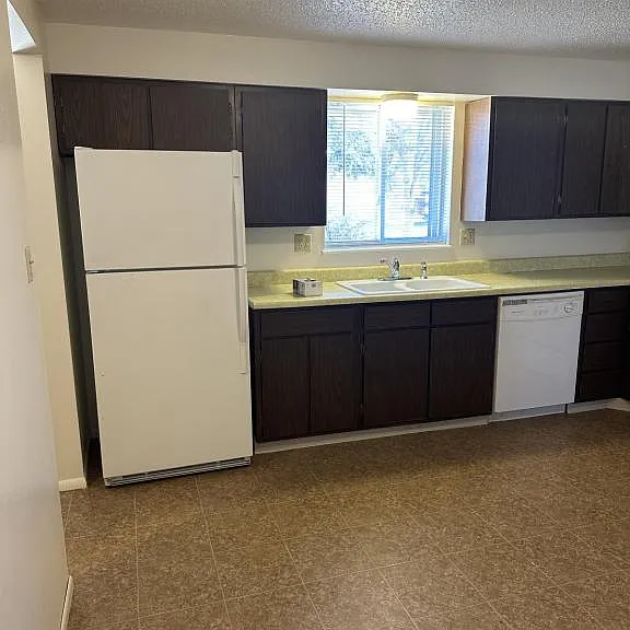 2606 N Gilpin Ave — Photo 8