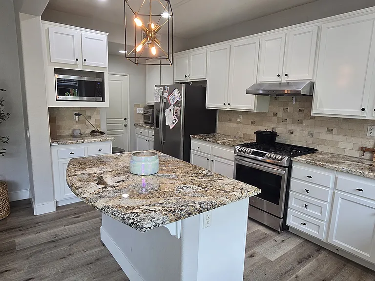 16458 Snowbells Ln — Photo 6