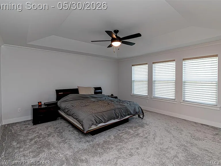 375 Amelia Cir — Photo 33