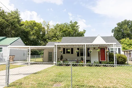 2909 Tuggle Ave Photo 1
