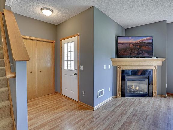 5th image of 12146 Xylite St NE Unit C
