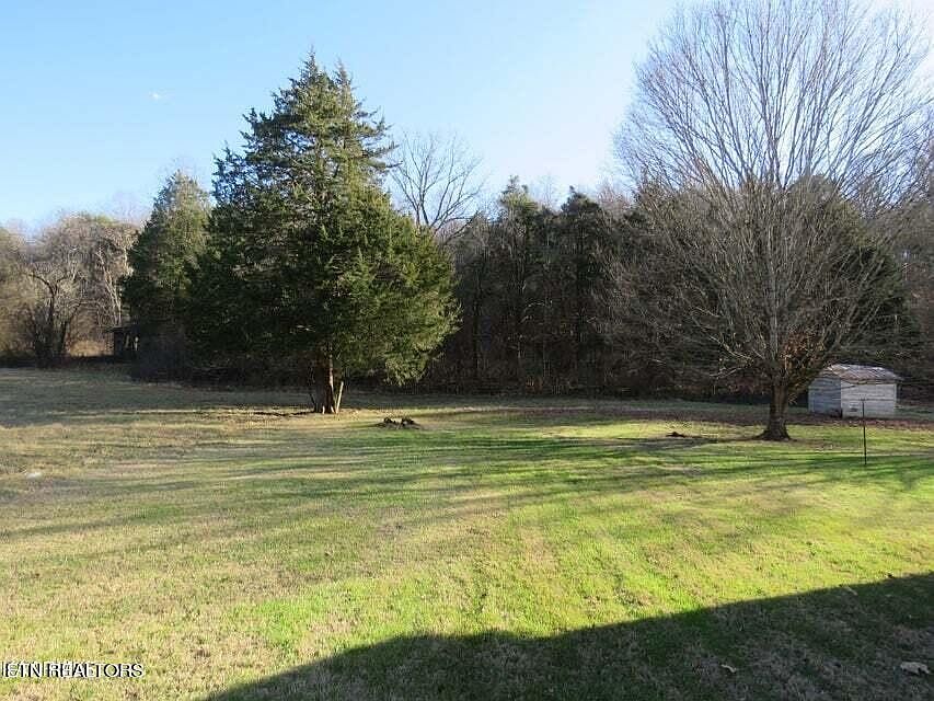 2nd image of 7816 Ball Camp Pike
