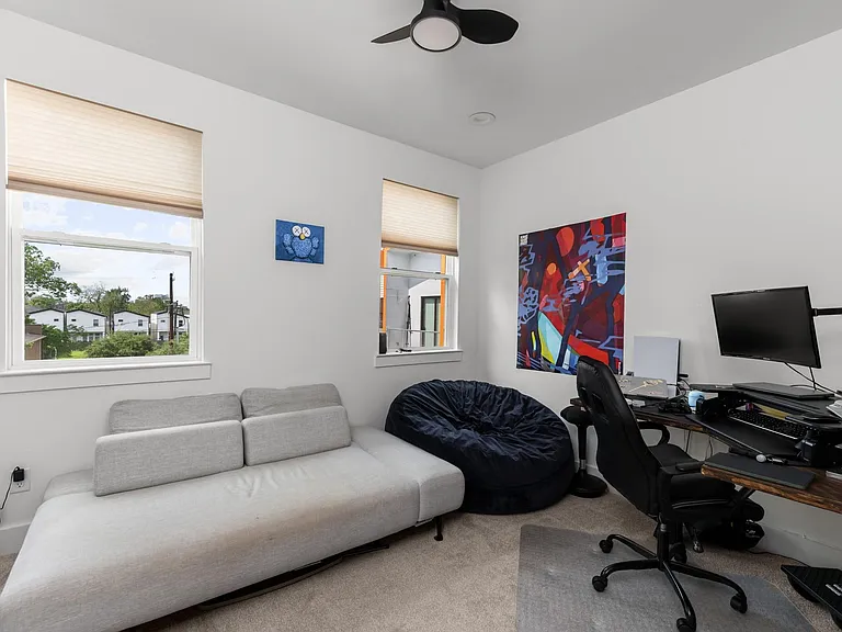 3030 Live Oak St — Photo 18