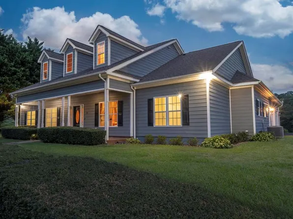 124 Northside Dr, Copperhill, TN 37317