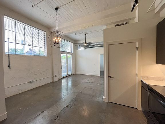 4th image of 712 12th St #G1