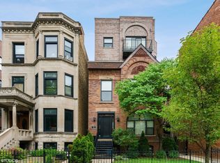 632 W Barry Ave #1S, Chicago, IL 60657