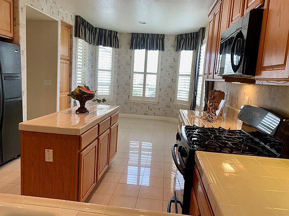 5th image of 5923 Country Manor Pl