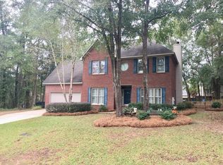 112 Brentwood Dr, Dothan, AL 36303