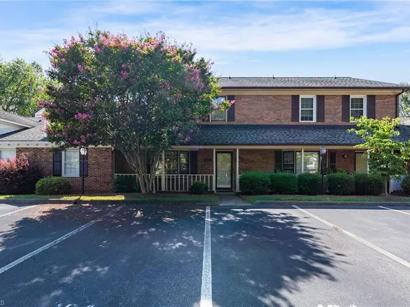 134 Chrisfield Cir, Winston Salem, NC 27104