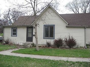 439 N 10th St, Adel, IA 50003