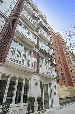 Sold by Compass | media 3