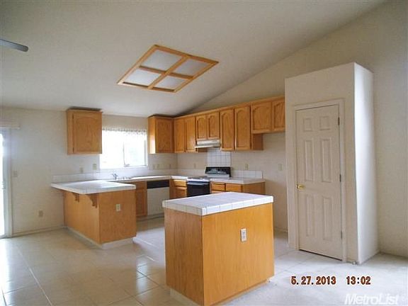 2nd image of 1134 Highlands Park Dr