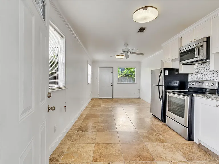 1502 Aldrich St — Photo 27