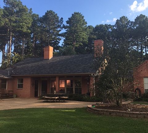 Beautiful patio and lot