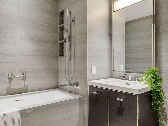 5th image of 252 South St #59K