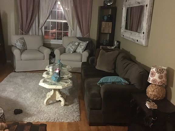 5th image of 1277 N Railroad Ave