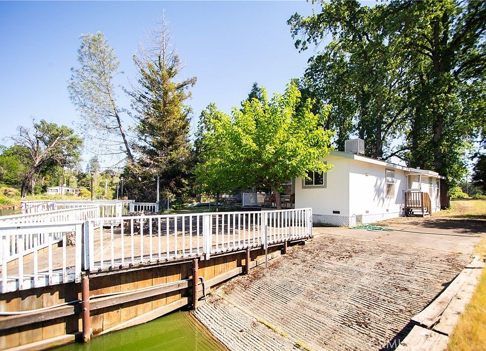 1st image of 16390 Tish A Tang Rd