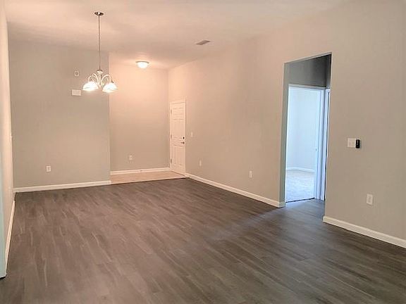 2nd image of 7035 Deer Lodge Cir