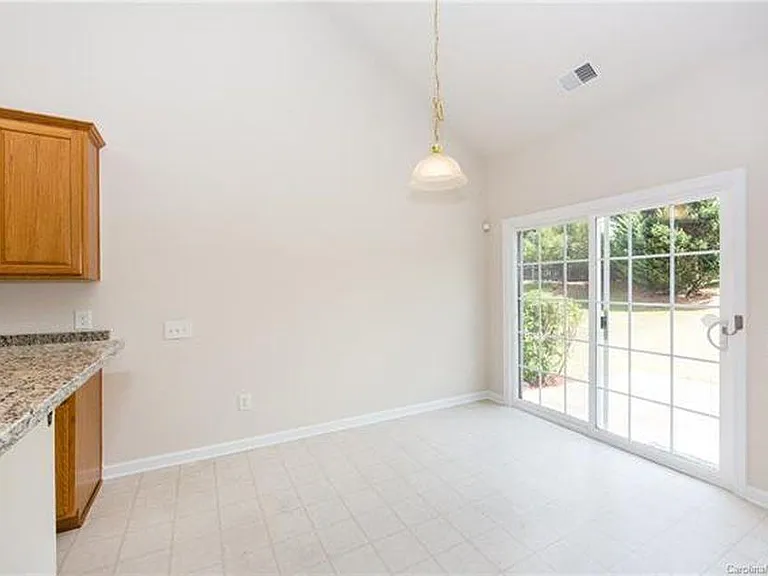 8609 Society St — Photo 7