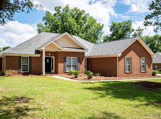268 Saint Clair Dr, Leesburg, GA 31763