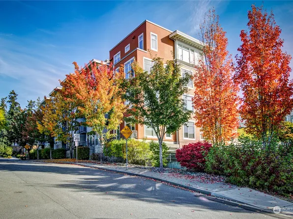 170 Harbor Square Loop NE #A106, Bainbridge Island, WA 98110
