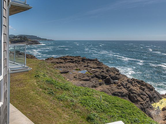 5th image of 1113 N Highway 101 Unit 28