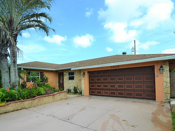 4th image of 3628 Genevra Ave