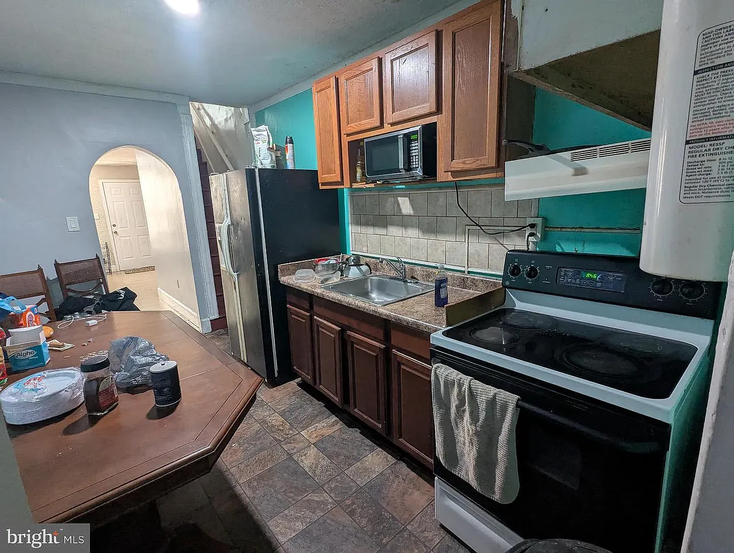 3 bed, 804 sqft, $1,300 — Photo 4