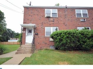 911 Mermaid Ln, Glenside, PA 19038