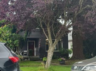 1827 Rainier Ave, Everett, WA 98201