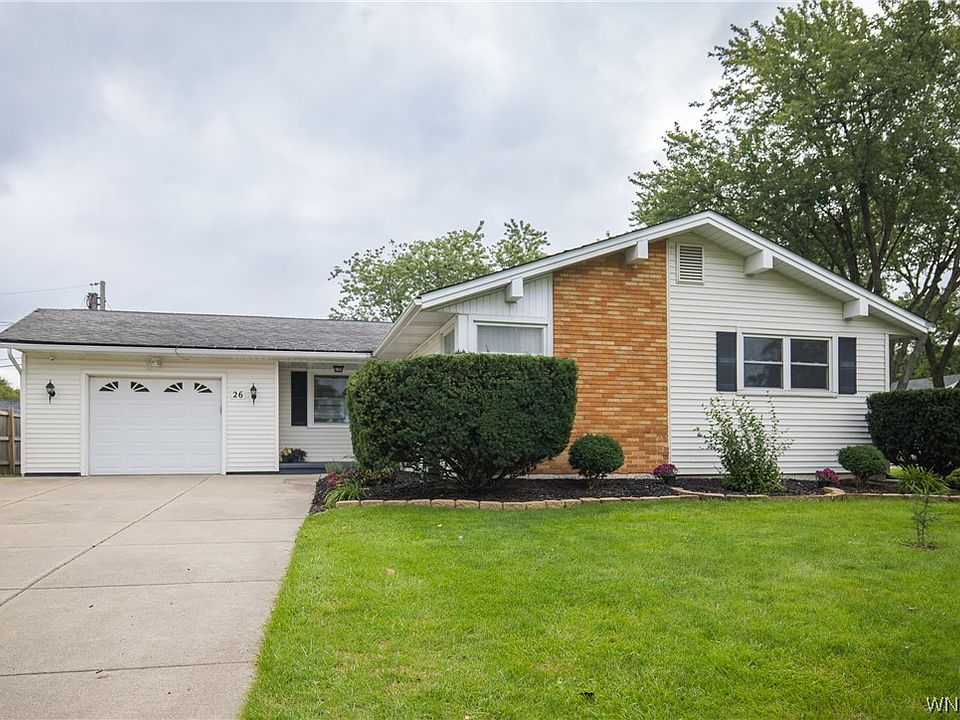 1st image of 26 Sweet Briar Ct