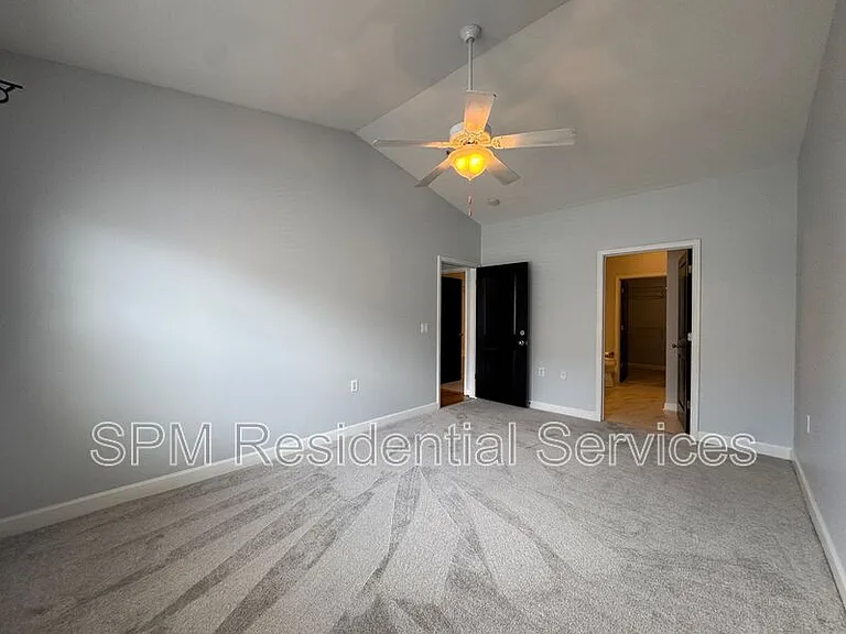 618 Condo Club Dr #307 — Photo 14