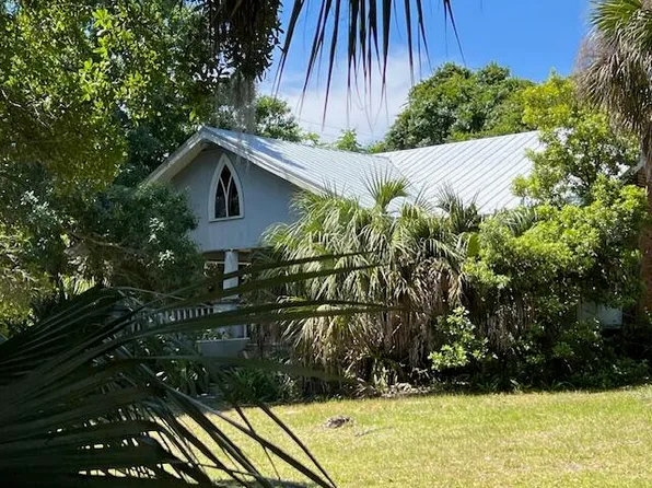 2718 Melwood Dr, Melbourne, FL 32901