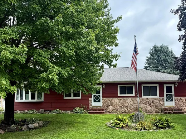 401 W Washington St, Dows, IA 50071