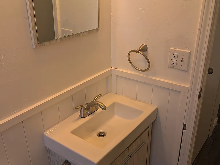 227 Renner St #4 — Photo 34