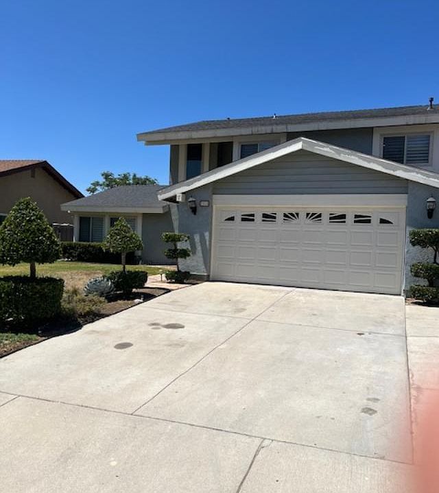1st image of 3024 Small Canyon Dr