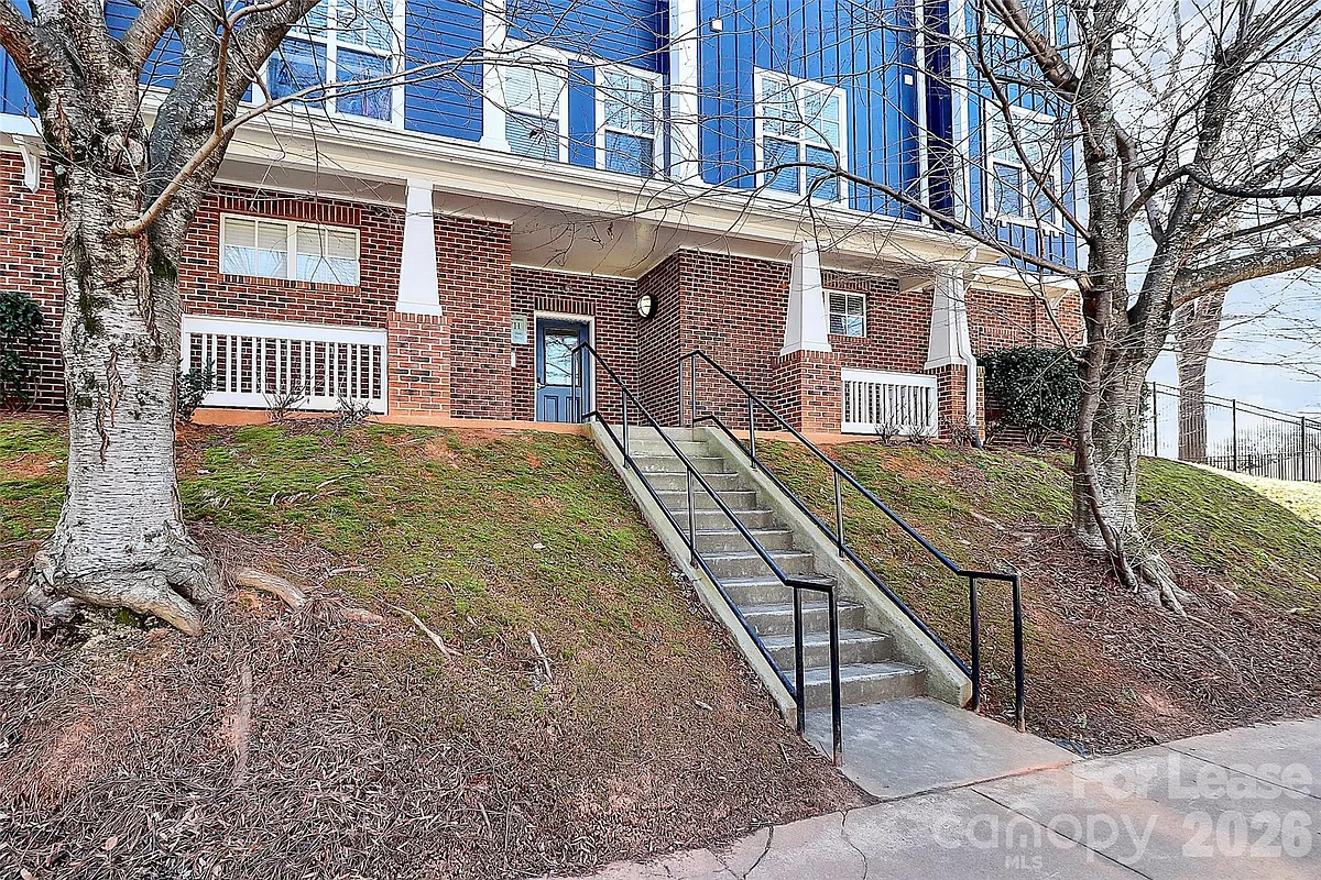 Building Photo - 1654 Walnut View Dr