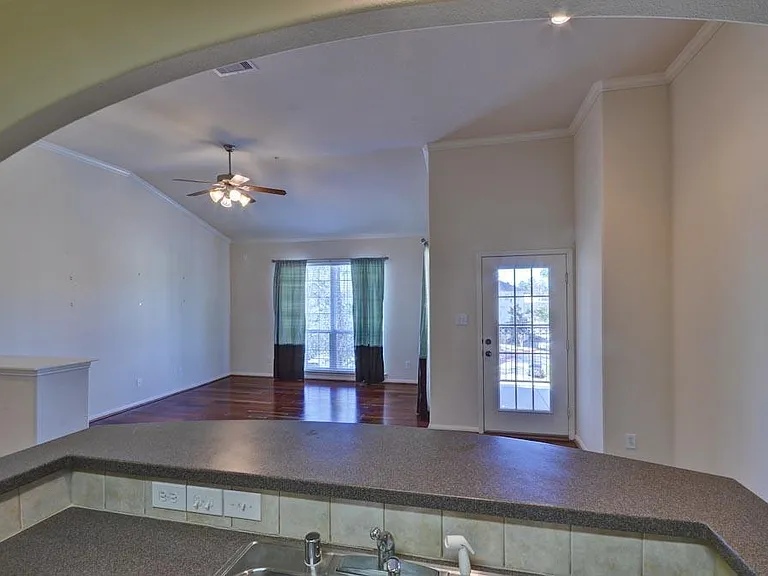 6607 Lake Woodlands Dr #531 — Photo 17