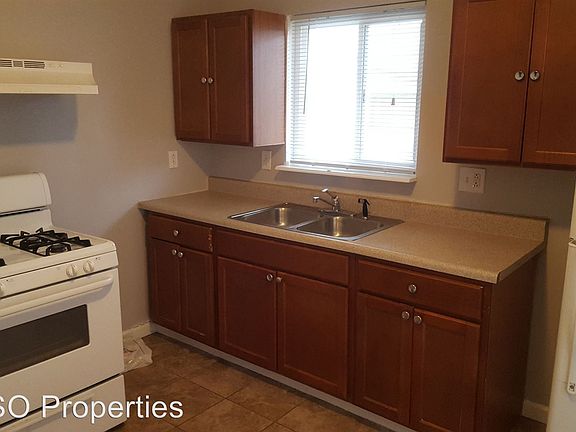 5th image of 2770 Darla Ct