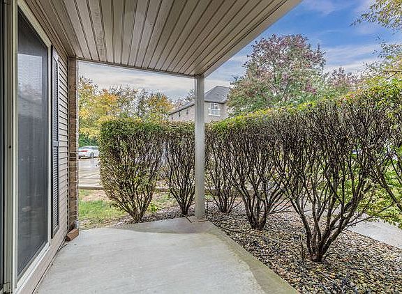 4th image of 5 Hartwell Ct APT 1