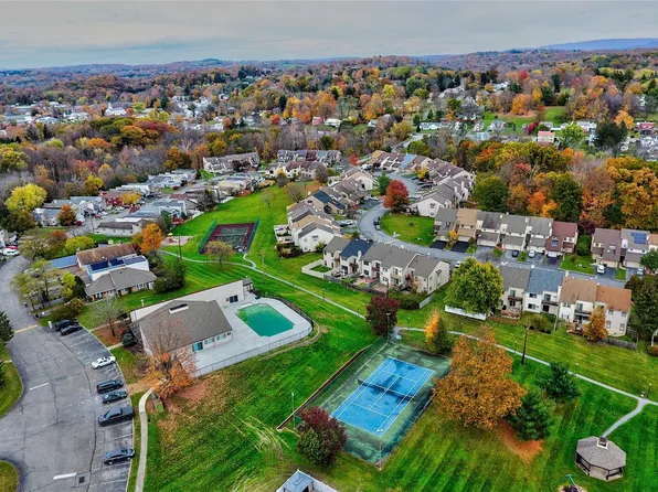 190 Country Club Drive, Florida, NY 10921