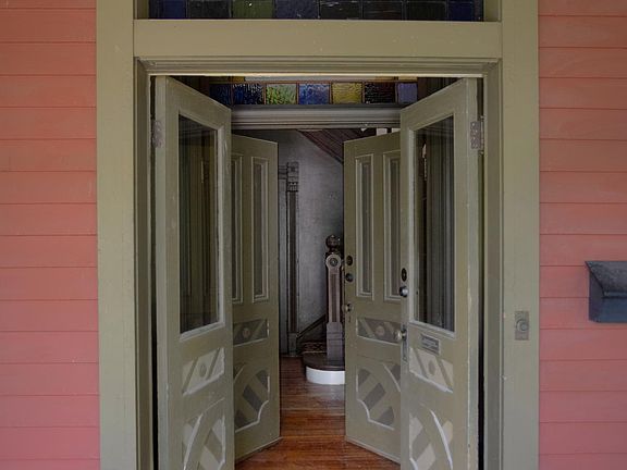 4th image of 1936 S 33rd St #2