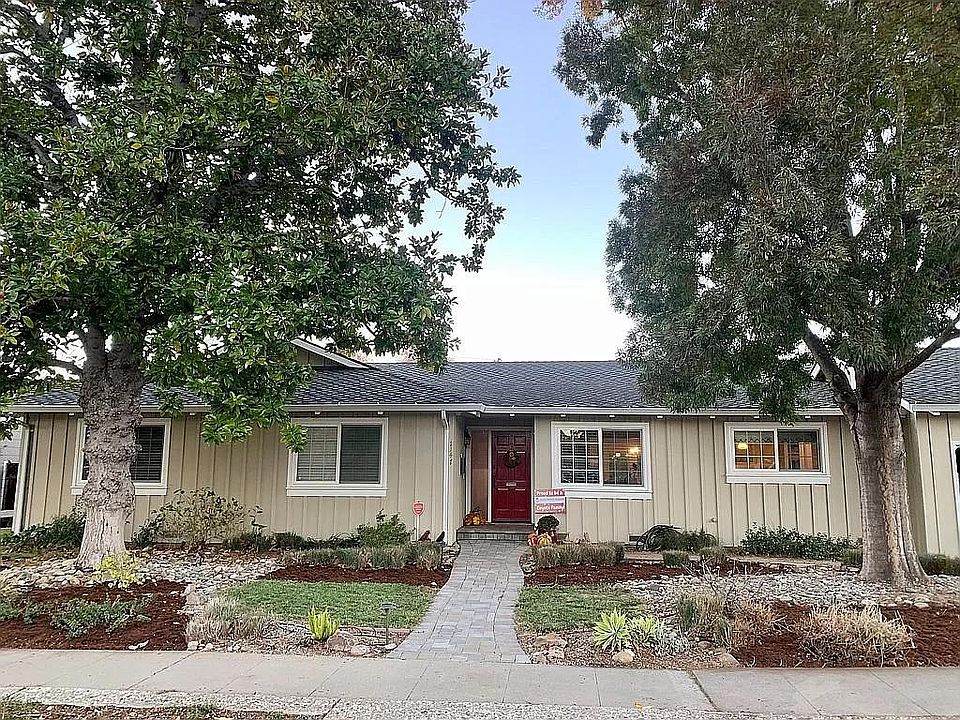 1st image of 1147 Delynn Way