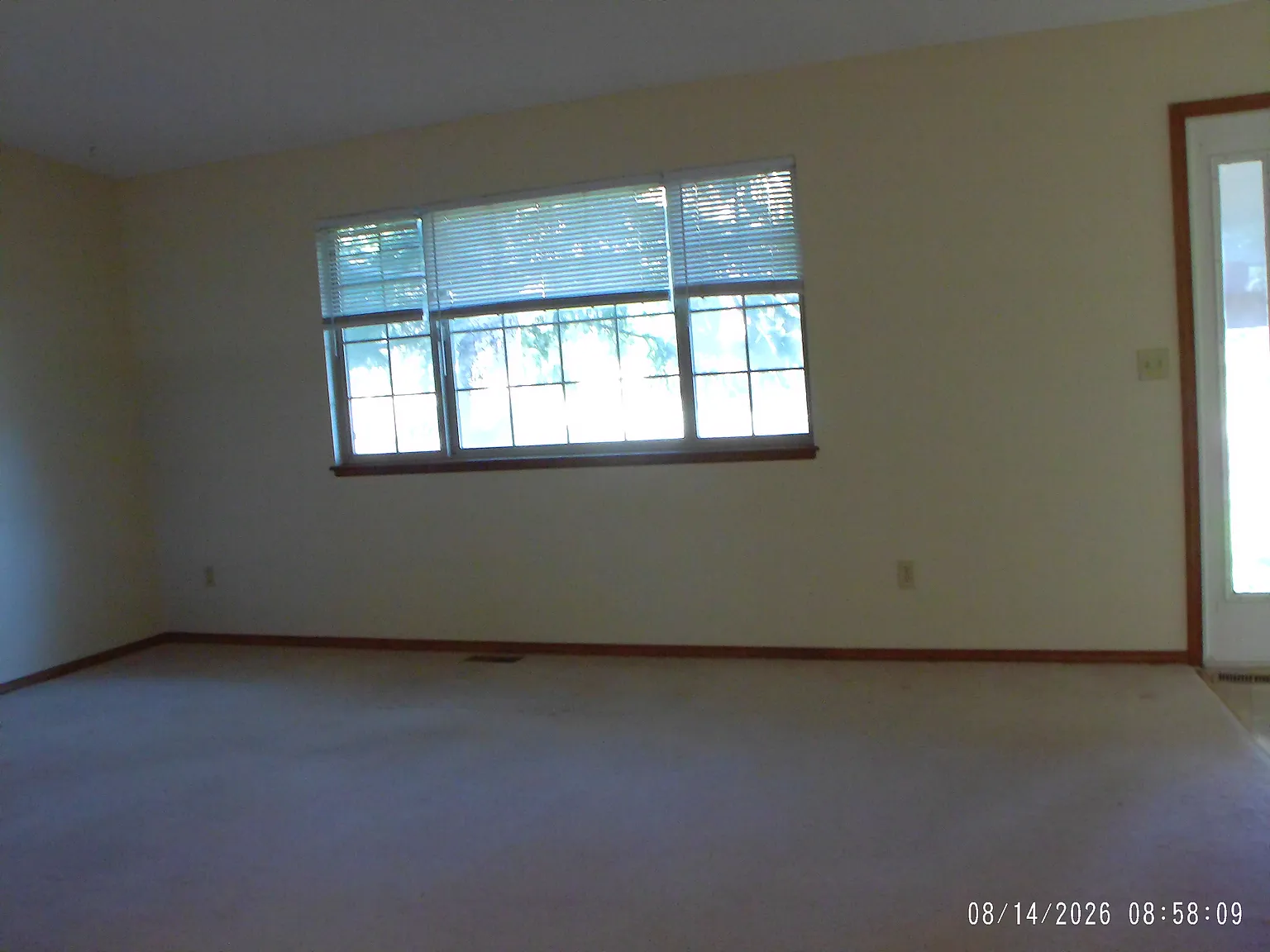 3 bed, 1720 sqft, $2,300 — Photo 2