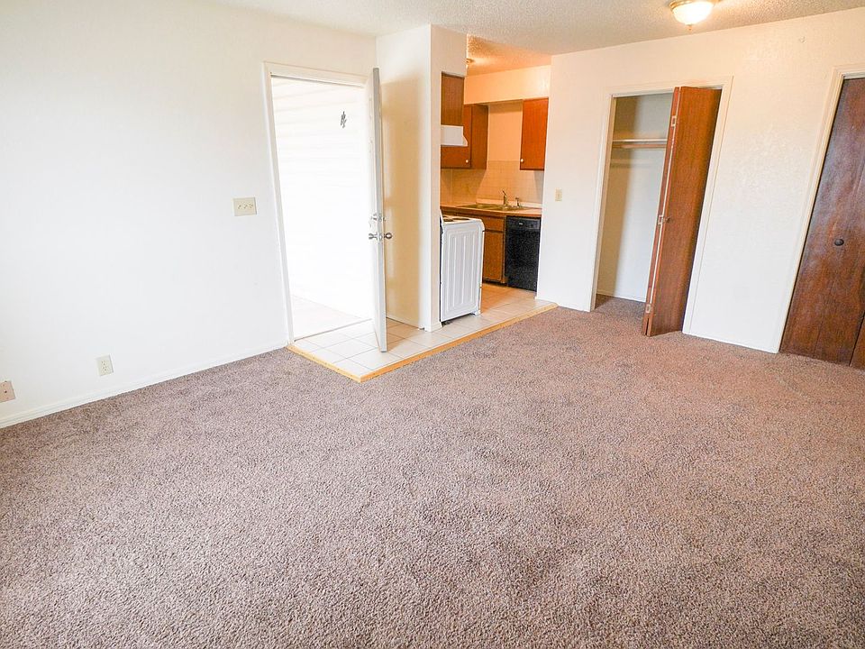 901 S US Highway 77 18 901 S Us Highway 77 Noble OK Zillow