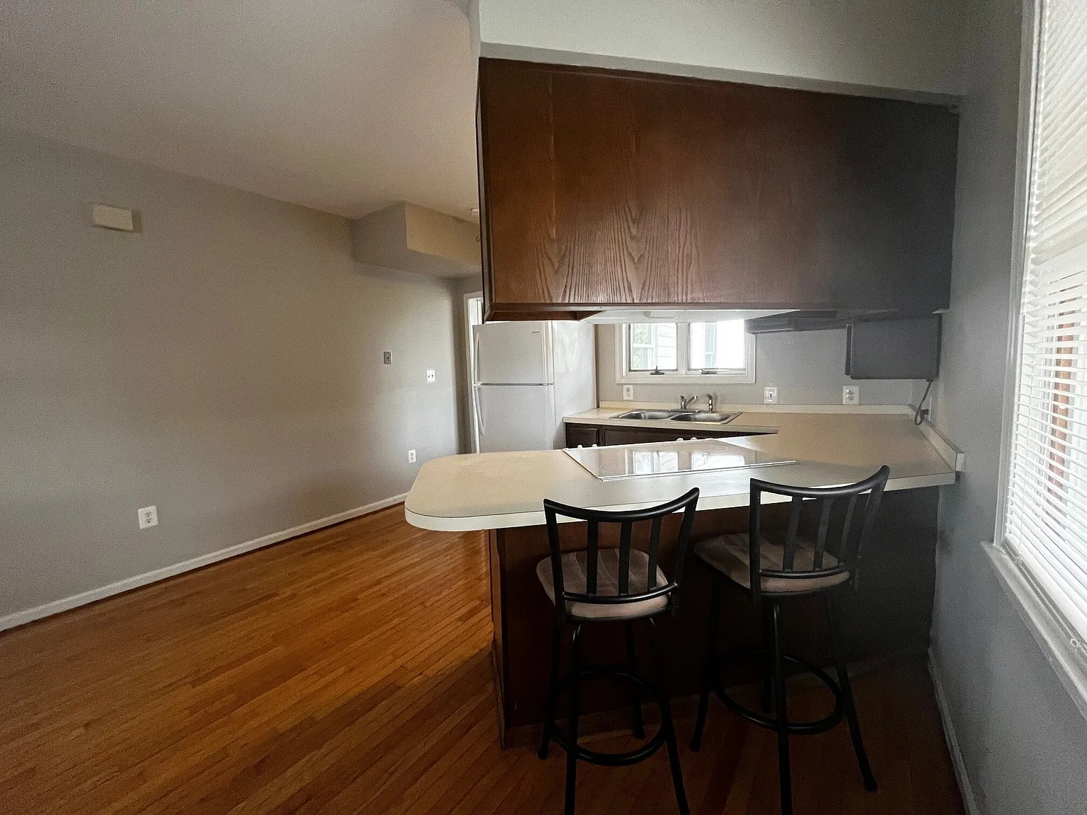 9351 East Street - 4 — Photo 3