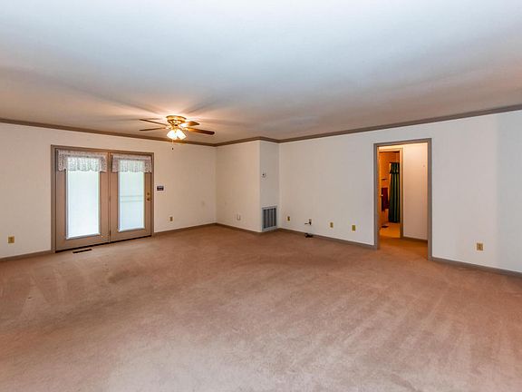 5th image of 219 Lavista Dr