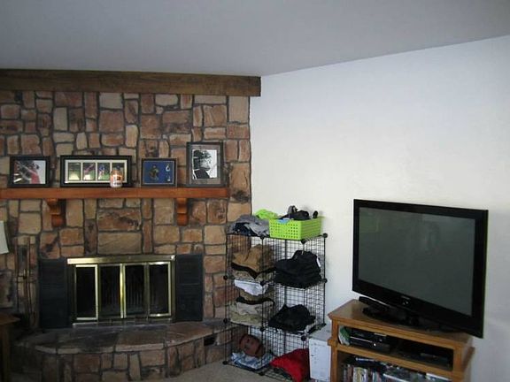 5th image of 3005 Canterbury Dr